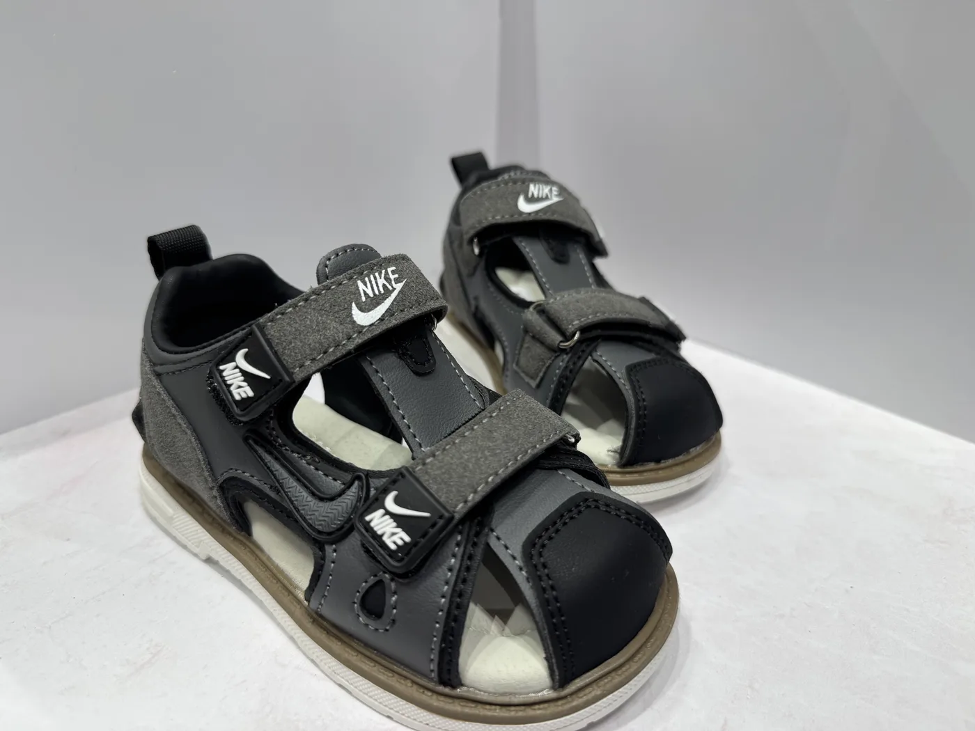 Nike Босоножки для мальчика Baby Shop/Nike