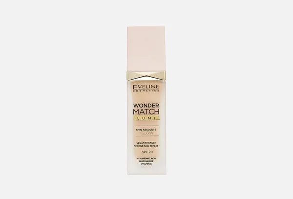 Eveline WONDER MATCH LUMI Эксклюзивная тональная основа №15 NATURAL 30мл (*3*24)