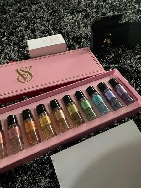 Victoria's Secret Спрей для тела Victoria Secret 75 мл.