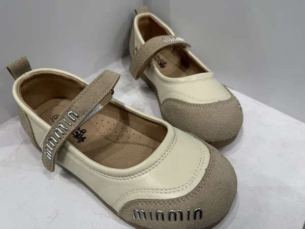 Miu Miu Туфли для девочки комби кожа+замша Miu Miu Abbi Kids