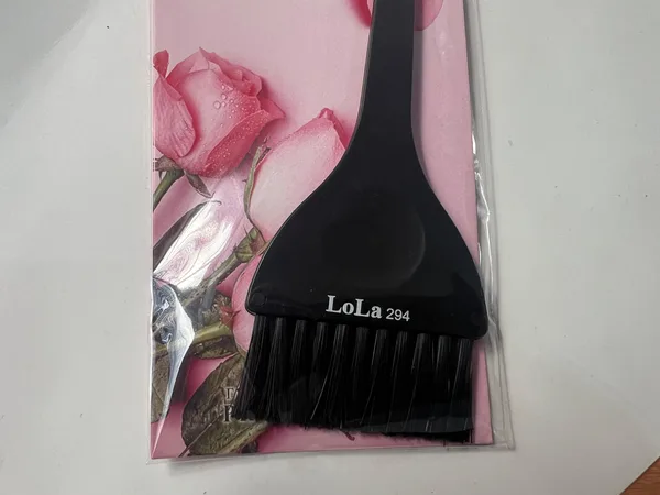 Lola Beauty Кисть для окрашивания волос Lola 294